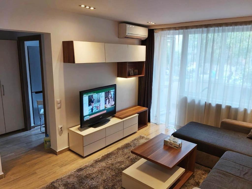 Cristal Metropolis Apartment Букурещ Екстериор снимка